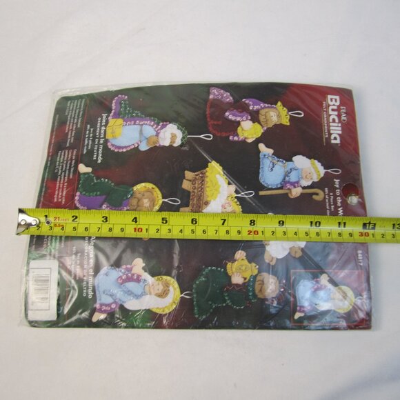 Bucilla Plaid #84817 Joy To The World Nativity Wise Men Felt Christmas Kit - Picture 8 of 8